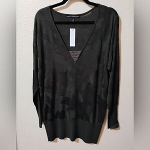 NWT WHBM SIZE LARGE CAMOUFLAGE JACQUARD TUNIC